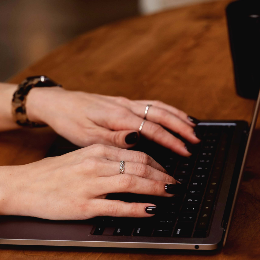 ZAMAK alloy laptop components with strength and rigidity for durable use