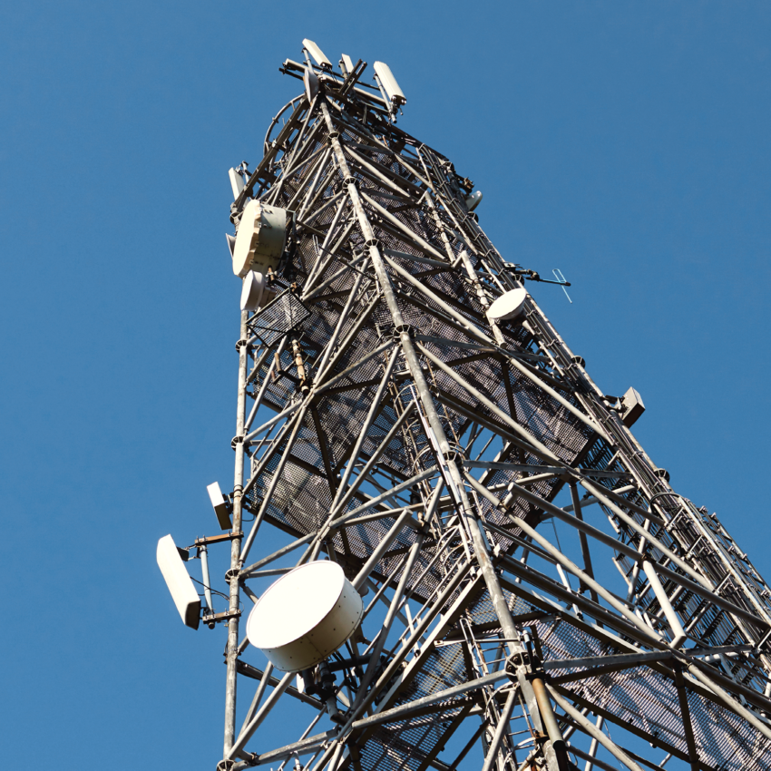 Galvanised high-voltage pylon with zinc coating for electrical infrastructure durability