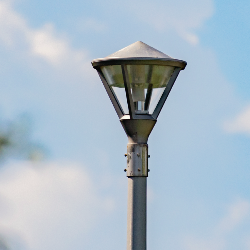 Galvanised street lamp with zinc coating for weather-resistant public lighting