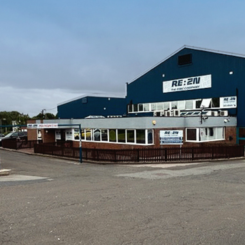 REAZN UK facility with Serenity 19-21 sign, supplying zinc die-casting and galvanizing alloys to the UK market with 10,000 t annual capacity