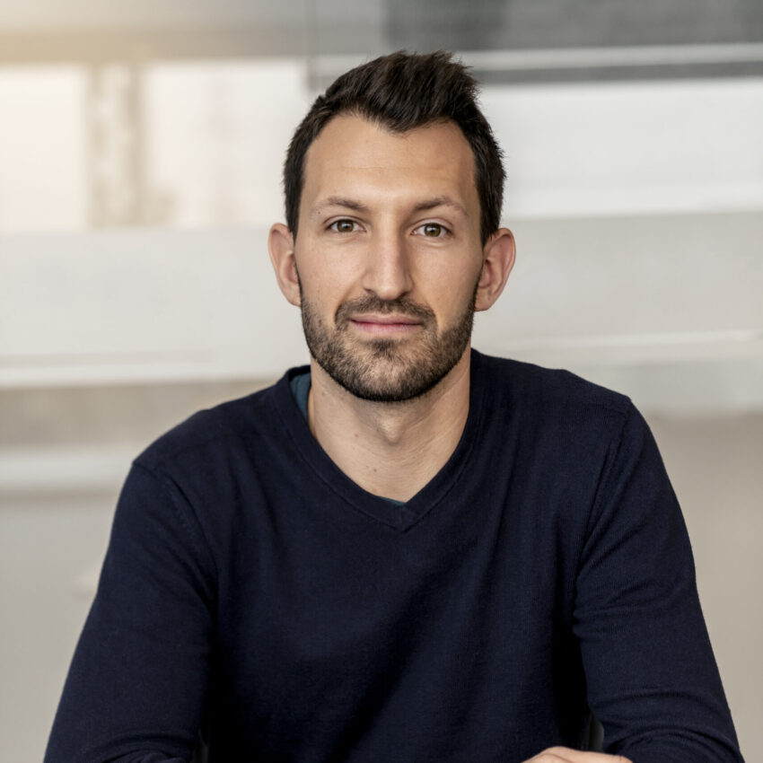 Portrait of Cyrille BERTRO, Production Manager at REAZN, overseeing zinc alloy manufacturing processes